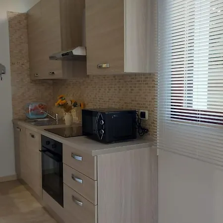 Okiros Апартаменты